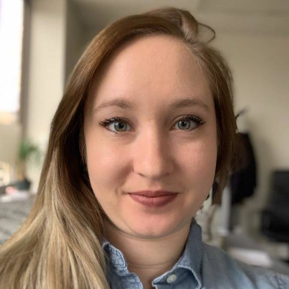 Meet your Posher, Jessica - Picture 1 of 1